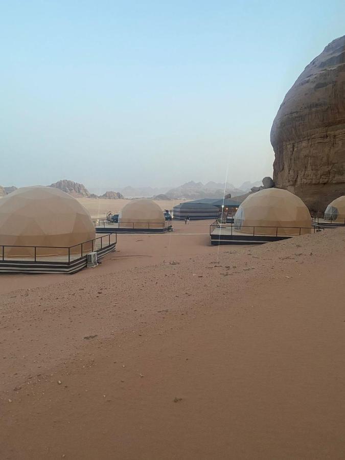 Tamim Luxury Wadi Rum Camp Buitenkant foto