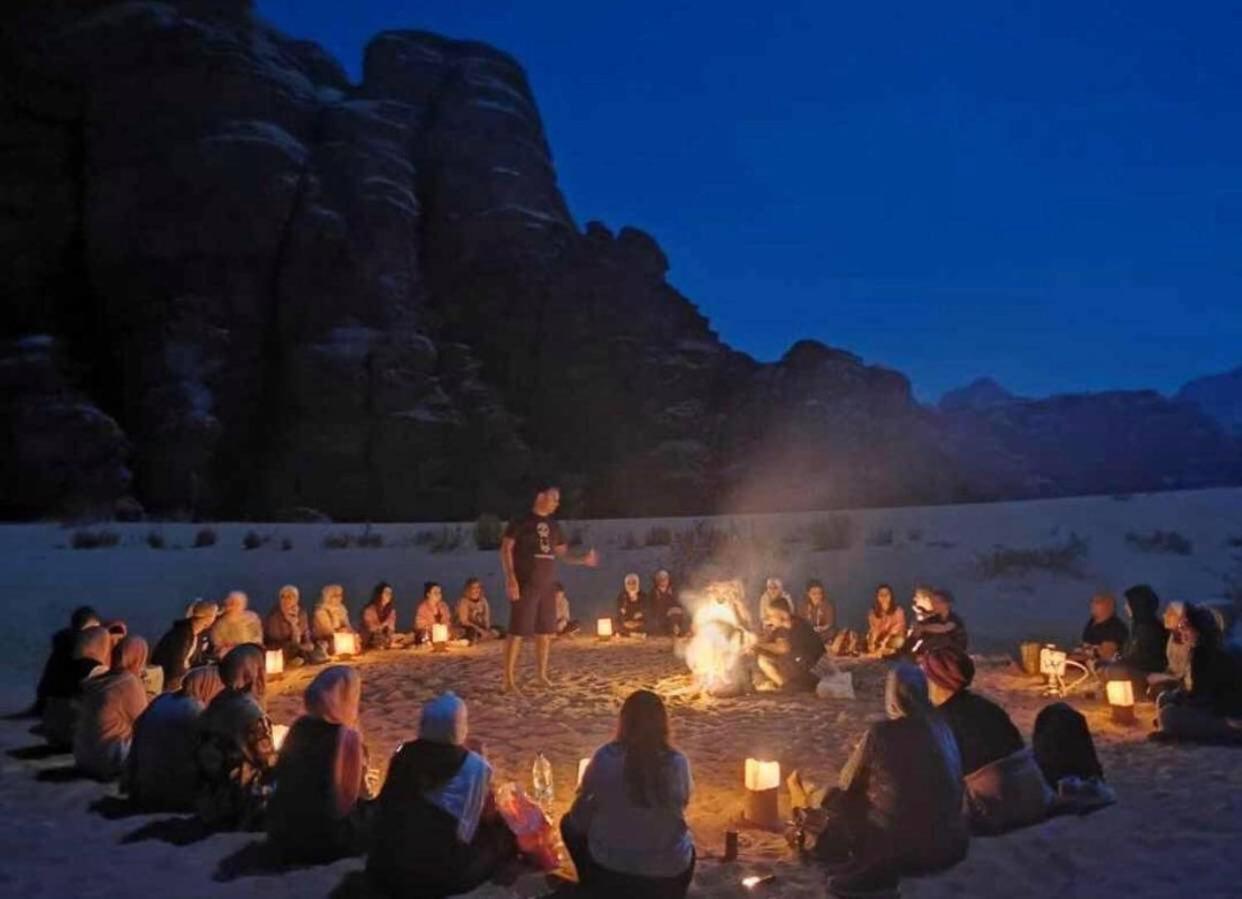 Tamim Luxury Wadi Rum Camp Buitenkant foto