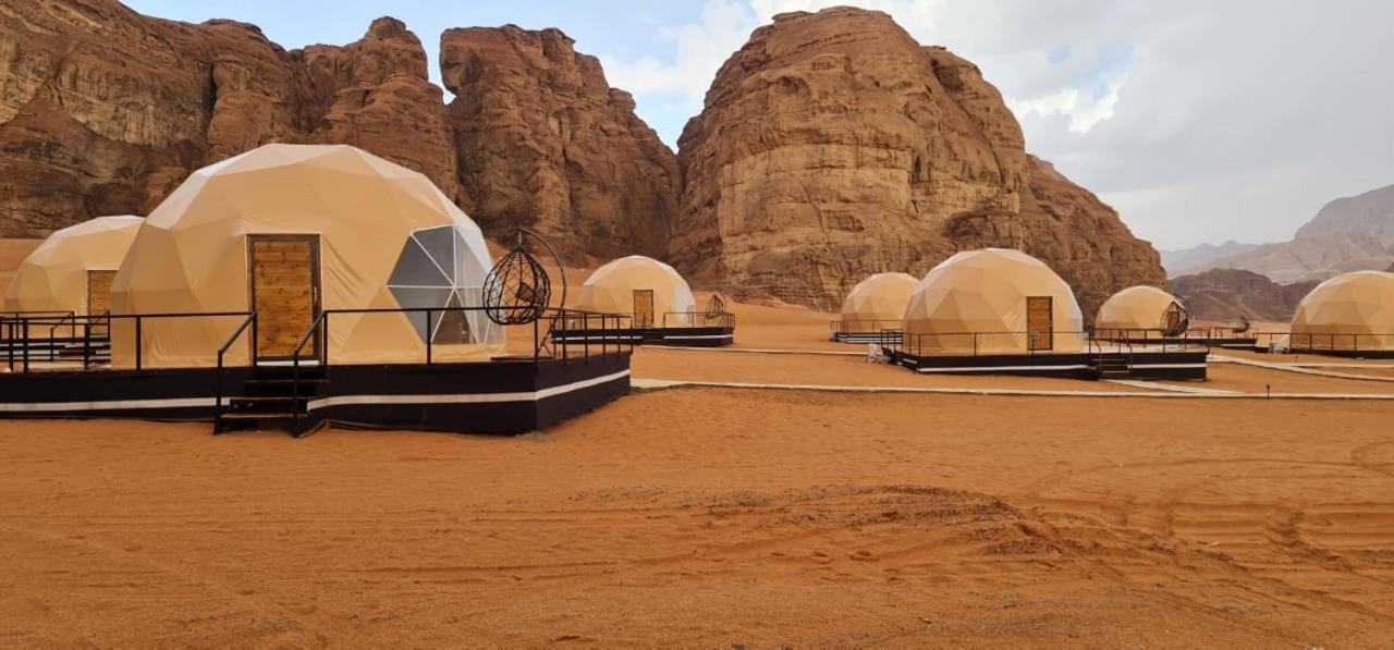 Tamim Luxury Wadi Rum Camp Buitenkant foto