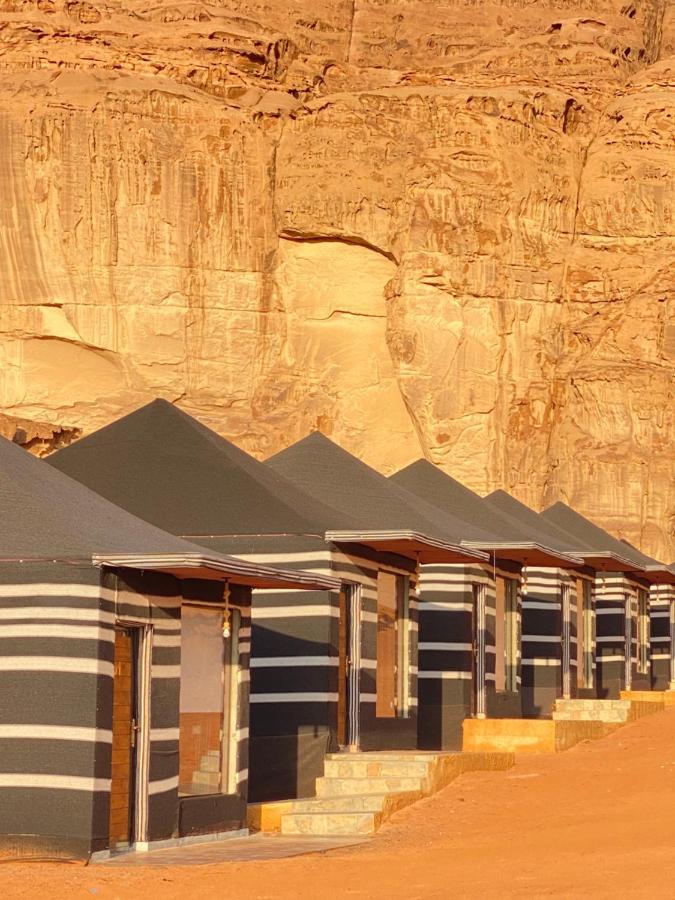 Tamim Luxury Wadi Rum Camp Buitenkant foto