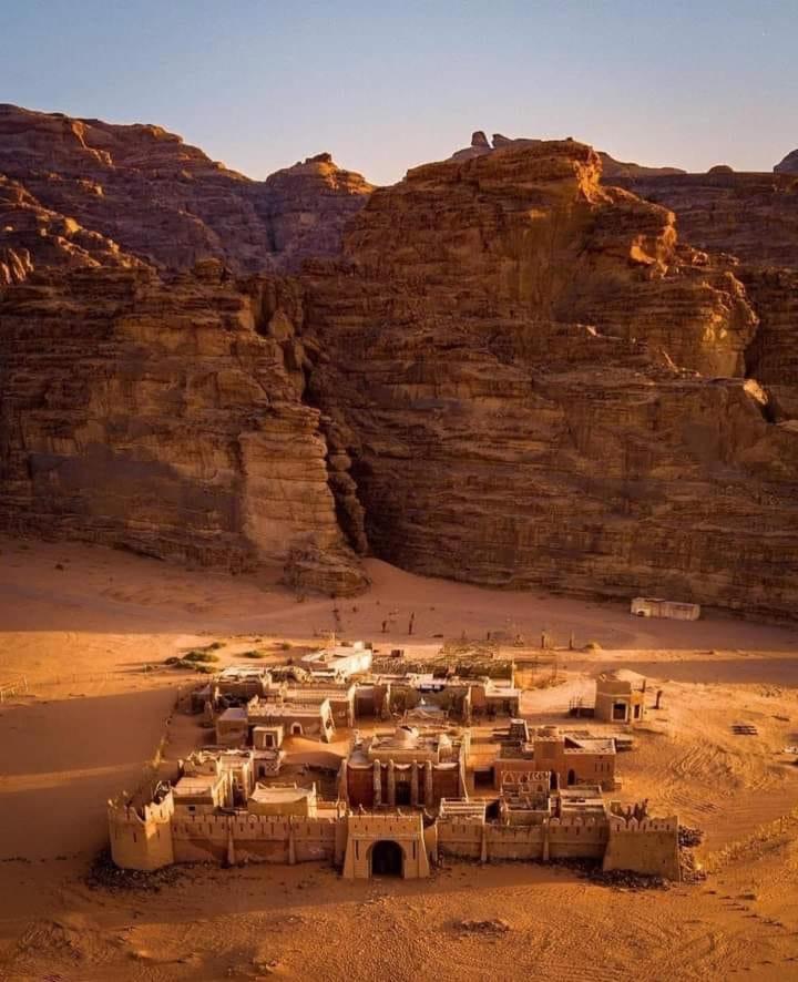 Tamim Luxury Wadi Rum Camp Buitenkant foto