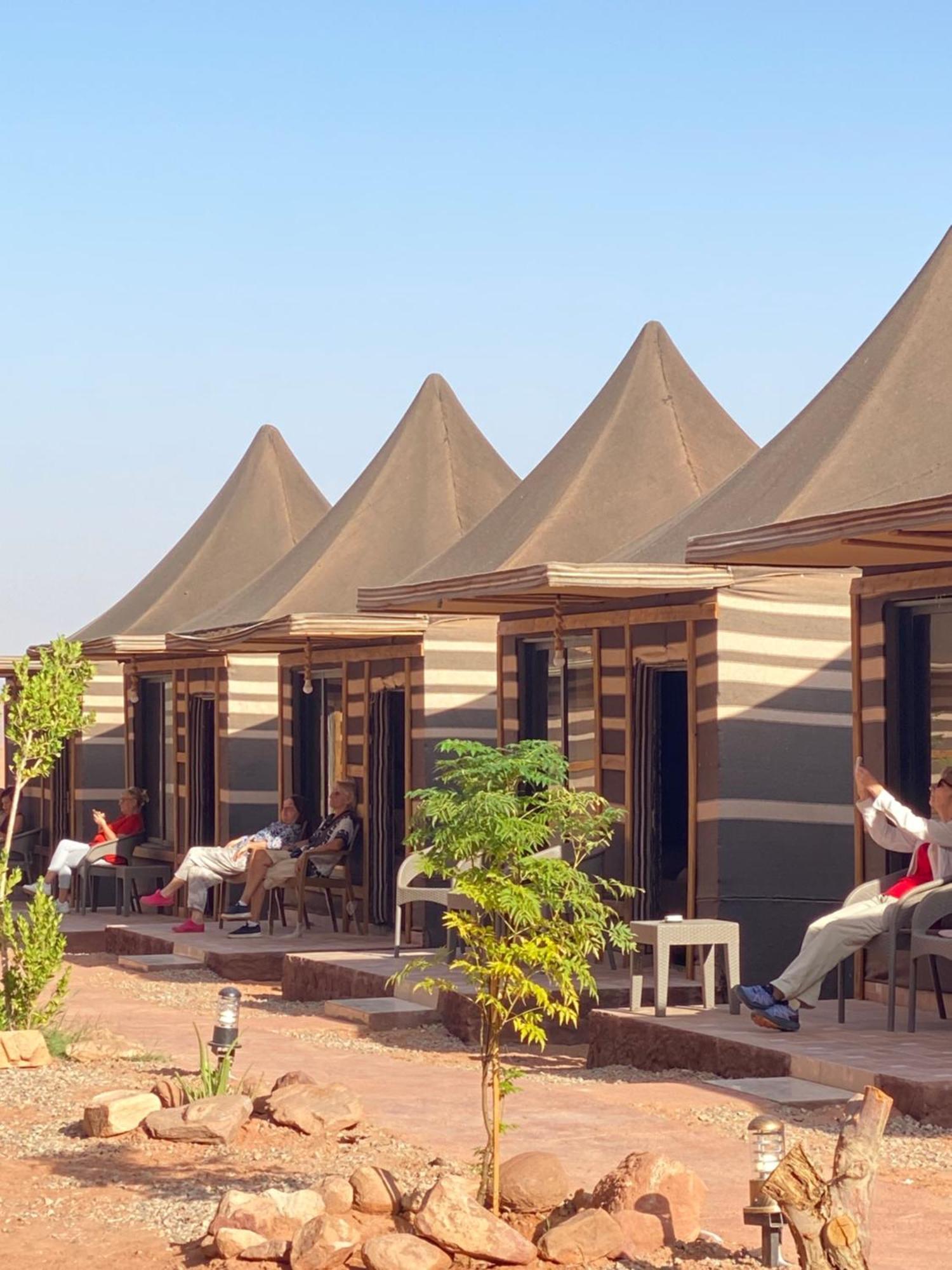 Tamim Luxury Wadi Rum Camp Buitenkant foto