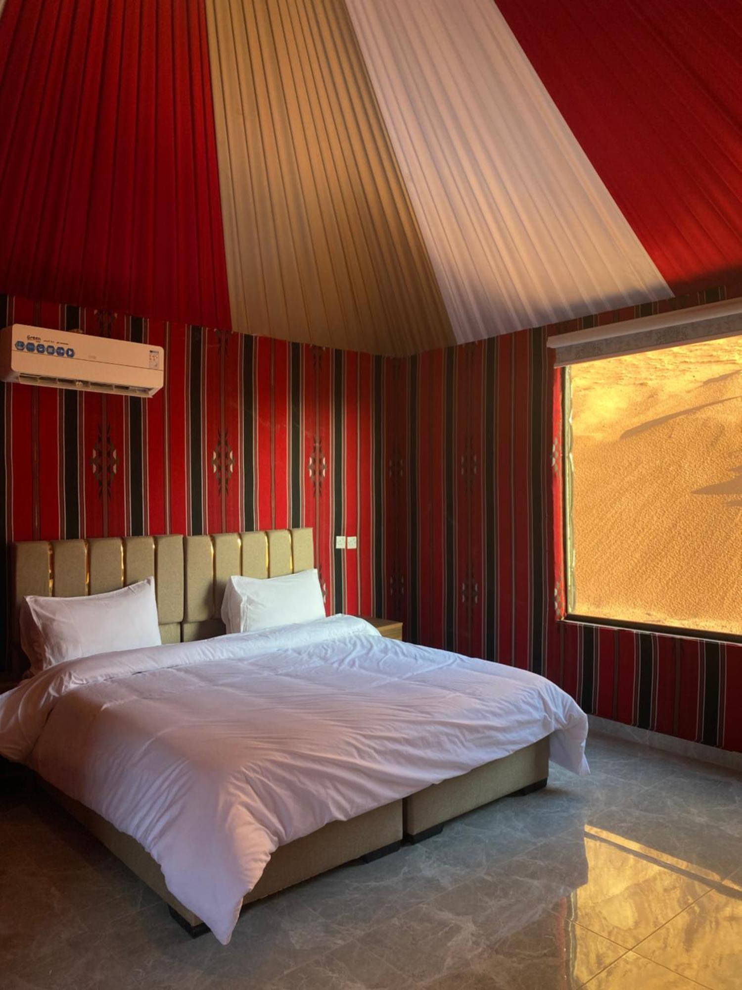 Tamim Luxury Wadi Rum Camp Buitenkant foto